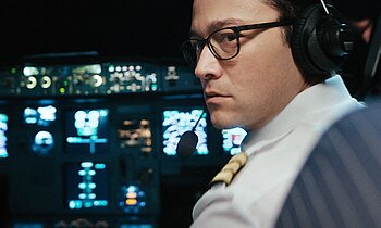 7500" mit Joseph Gordon-Levitt („Snowden“) © Universum Filmverleih