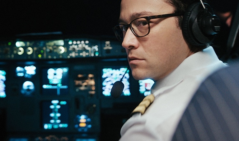 7500" mit Joseph Gordon-Levitt („Snowden“) © Universum Filmverleih