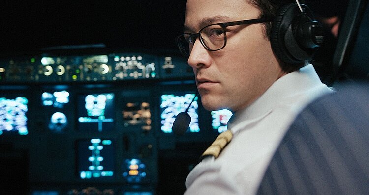 7500" mit Joseph Gordon-Levitt („Snowden“) © Universum Filmverleih